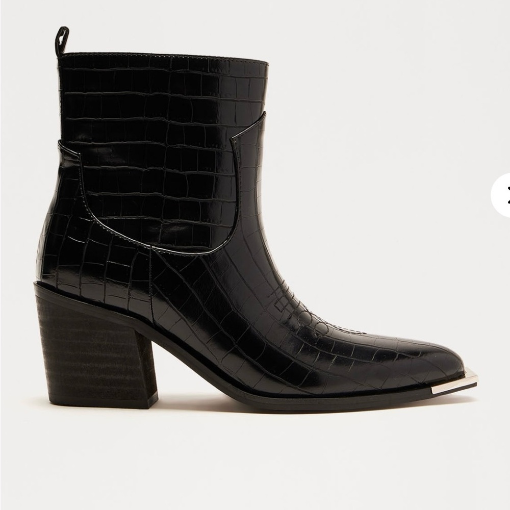 Fashion Nova Black Heeled Boots with Croc Texture
